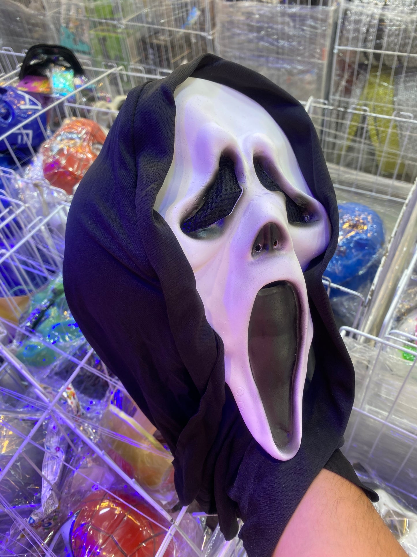 🎭 Elige la máscara que transforma tu Halloween en una experiencia única
