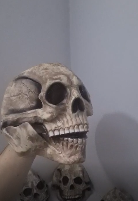 Máscara Ghost Rider con Mandíbula Móvil – ¡Transforma Halloween en tu obra maestra macabra!