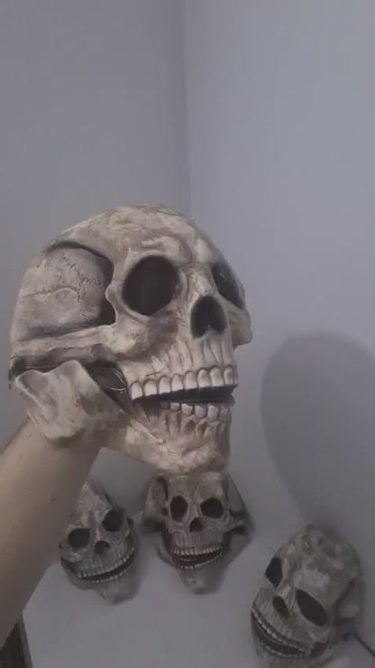 Máscara Ghost Rider con Mandíbula Móvil – ¡Transforma Halloween en tu obra maestra macabra!